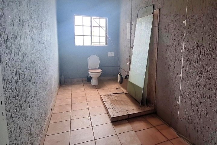 5 Bedroom Property for Sale in Deneysville Free State